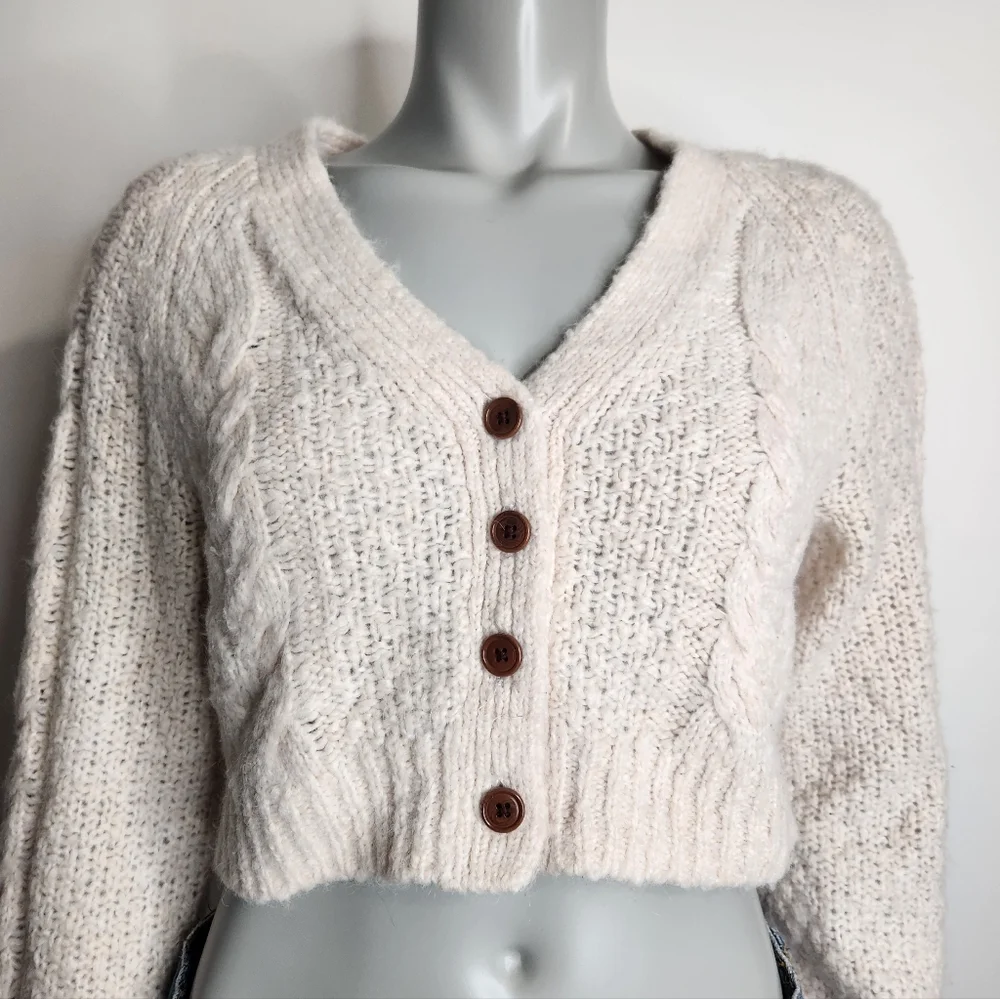 Aritzia Sunday Best Cream Alpaca Blend Cable Knit Cropped Cardigan Size XS - Picture 2 of 11